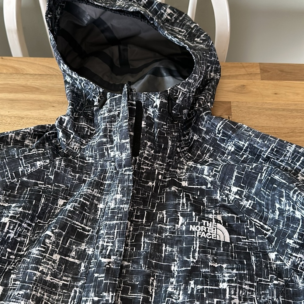 North Face Venture Rain Jacket - image 5
